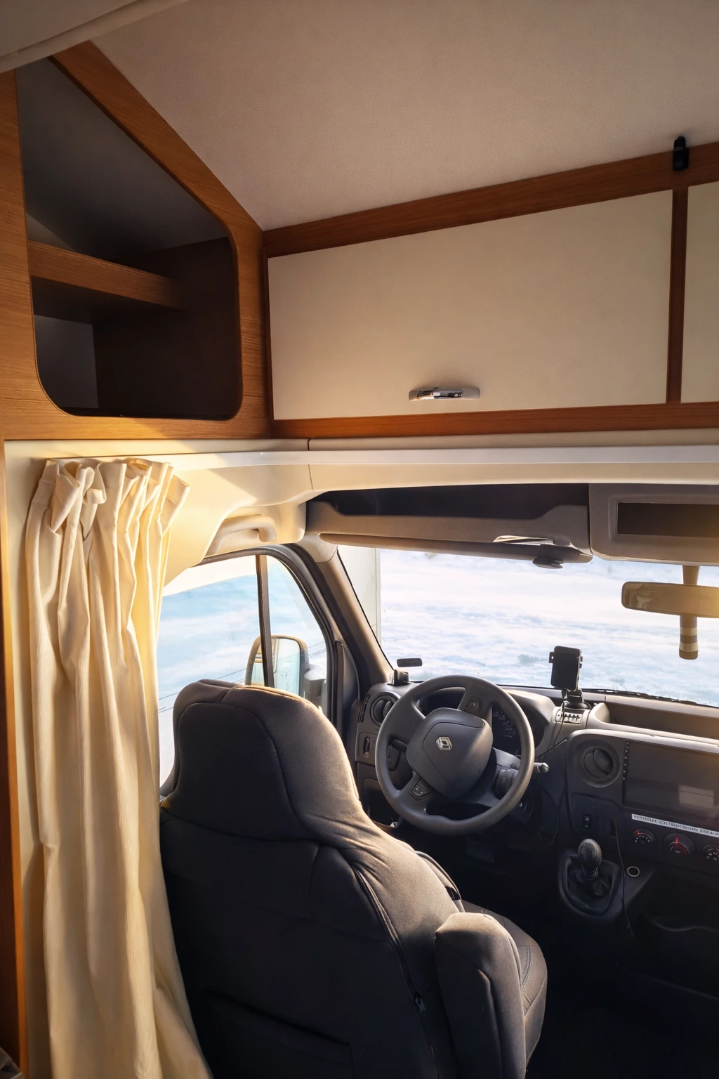 Fahrerhaus des Wohnmobils Karl-Friedrich II